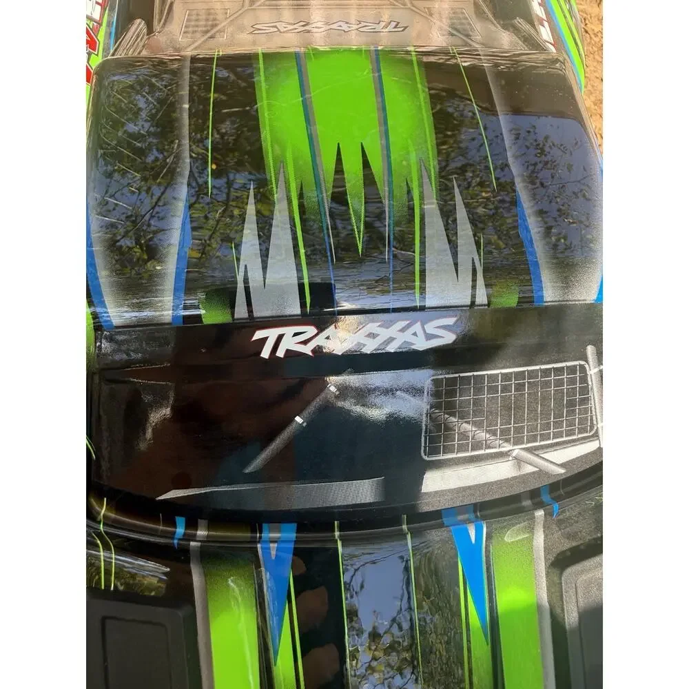 Traxxas Slash 4x4 Painted Body Shell w/ Mounting Hardware Black/Green/Blue